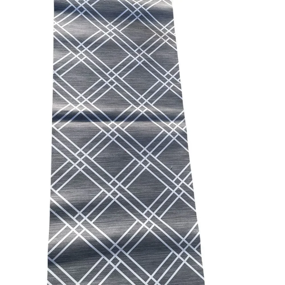 NWOT Gray Geometric Patterned Runner Rug